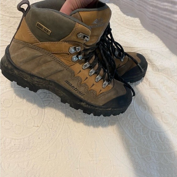 Montrail size 7.5 Vibram Sole Brown Gorpcore Outdoors Nature Hiking Boots - Picture 6 of 8